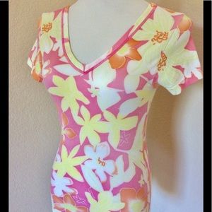 Body con knit top short sleeved pink floral top